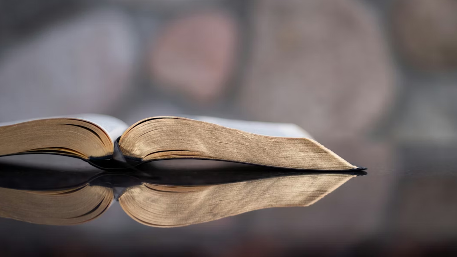 Cold Case Detective DESTROYS Bible Is a Myth Objection